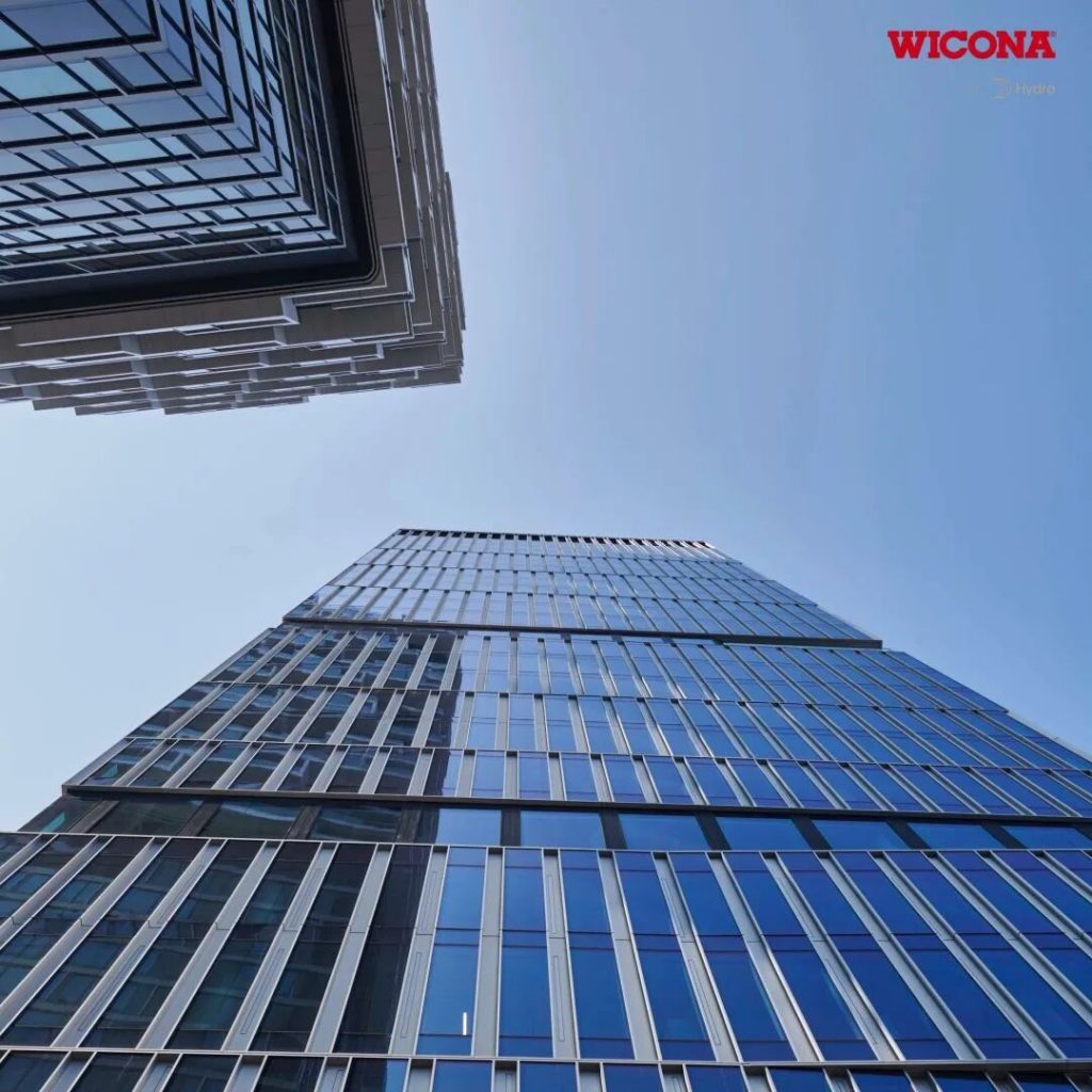 WICONA шилэн фасад бодит барилгад ашигласан байдлыг харуулав.  